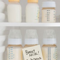 Facebook-qui-veut-acheter-du-lait-maternel_exact780x1040_p