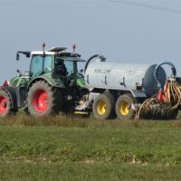 tractor-4990321_1920